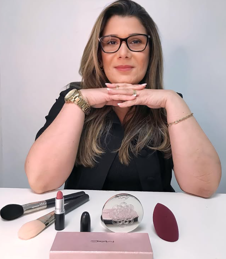 Rossana Paiva - Maquiadora Profissional